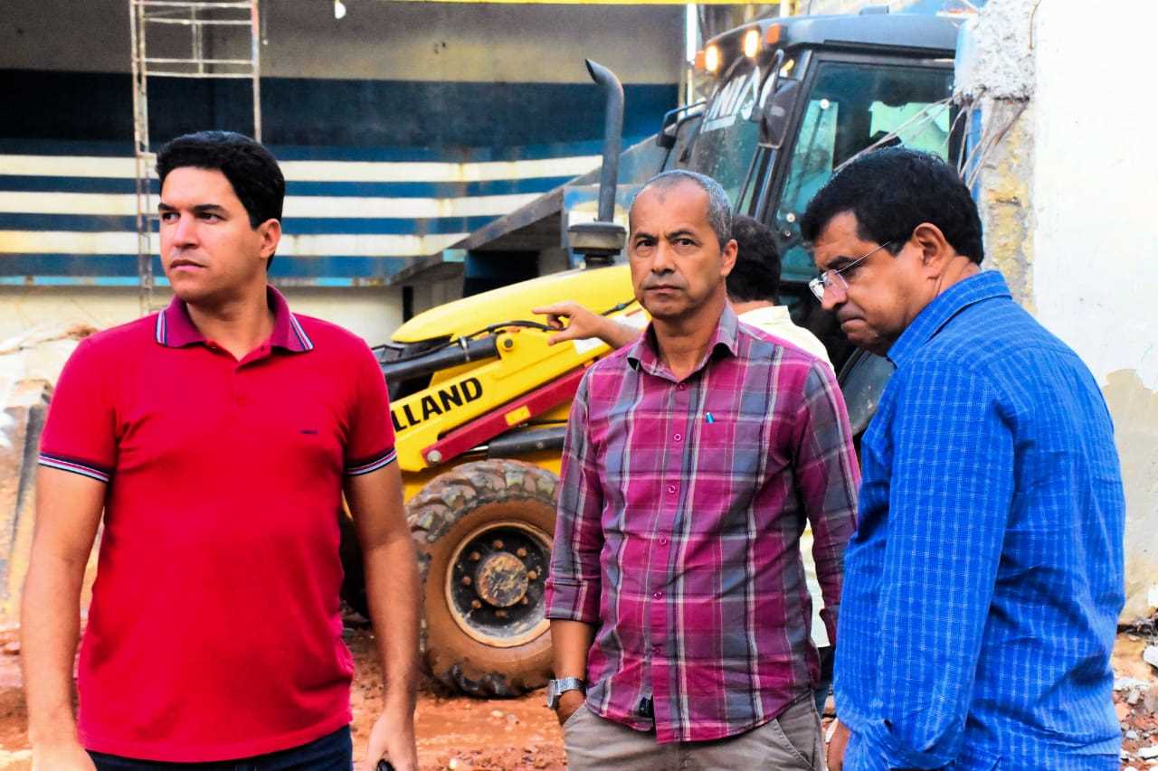 Camacã: Secretário do Estado da Bahia visita as obras de reforma do Ginásio de Esportes